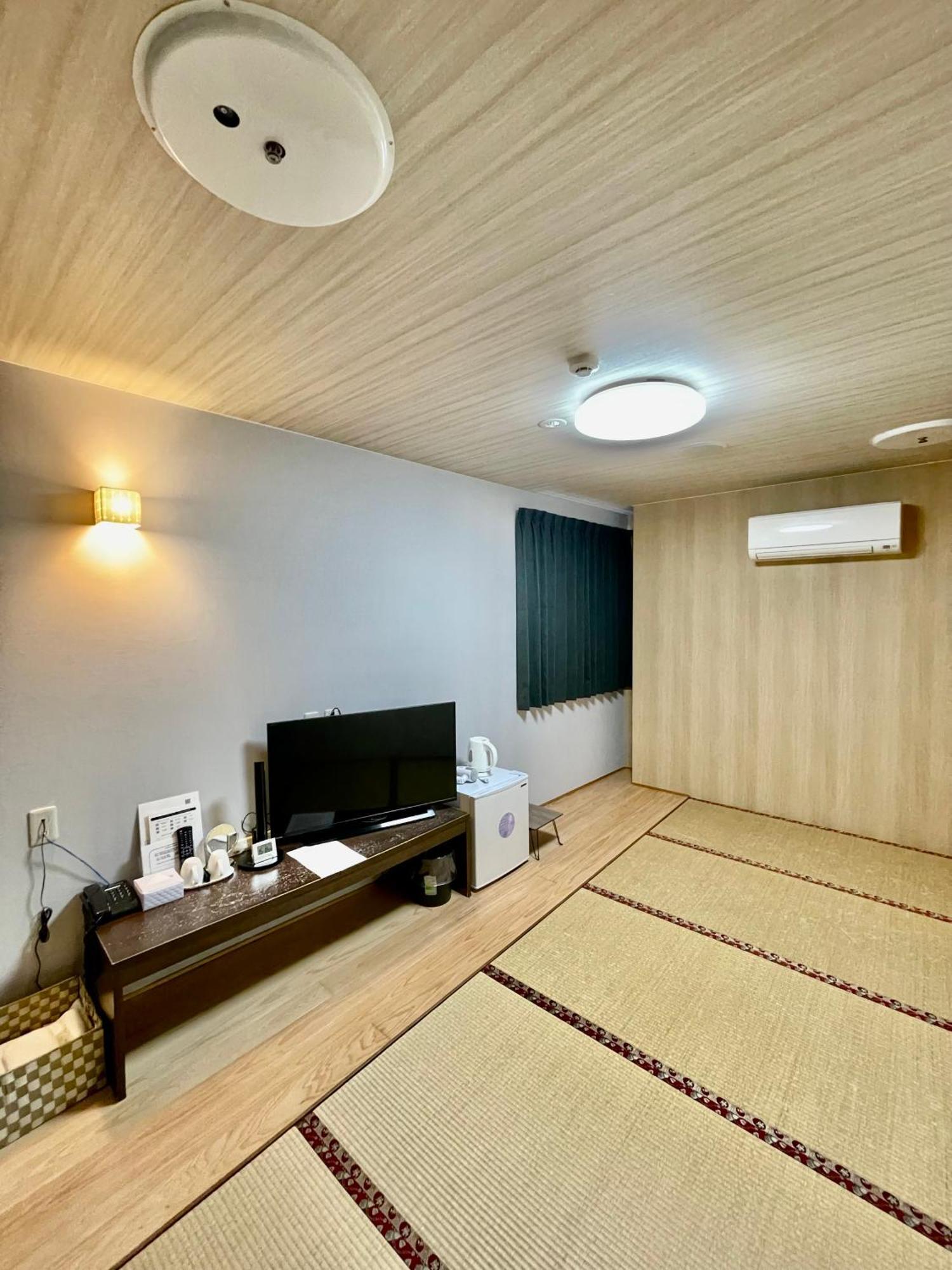 Hotel Select Inn Saitama Moroyama Ogose Extérieur photo